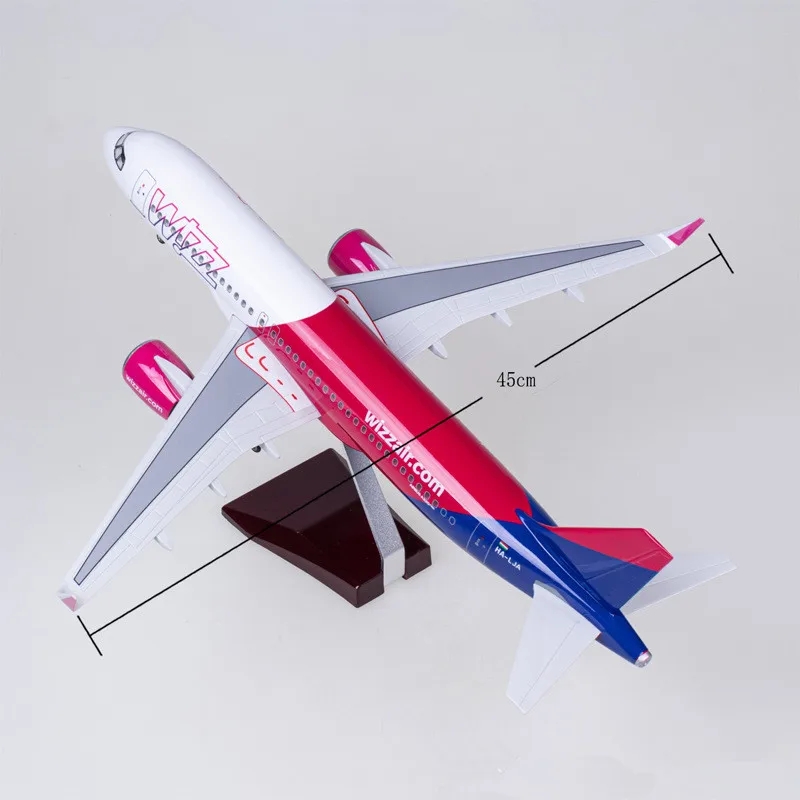 Wizzair Plane Model 47cm 1/80  - đánh giá và giá Resin Art For Kids